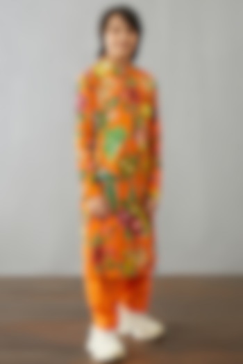 Bright Orange Chanderi & Cotton Silk Kurta Set For Boys by Torani Kids at Pernia's Pop Up Shop