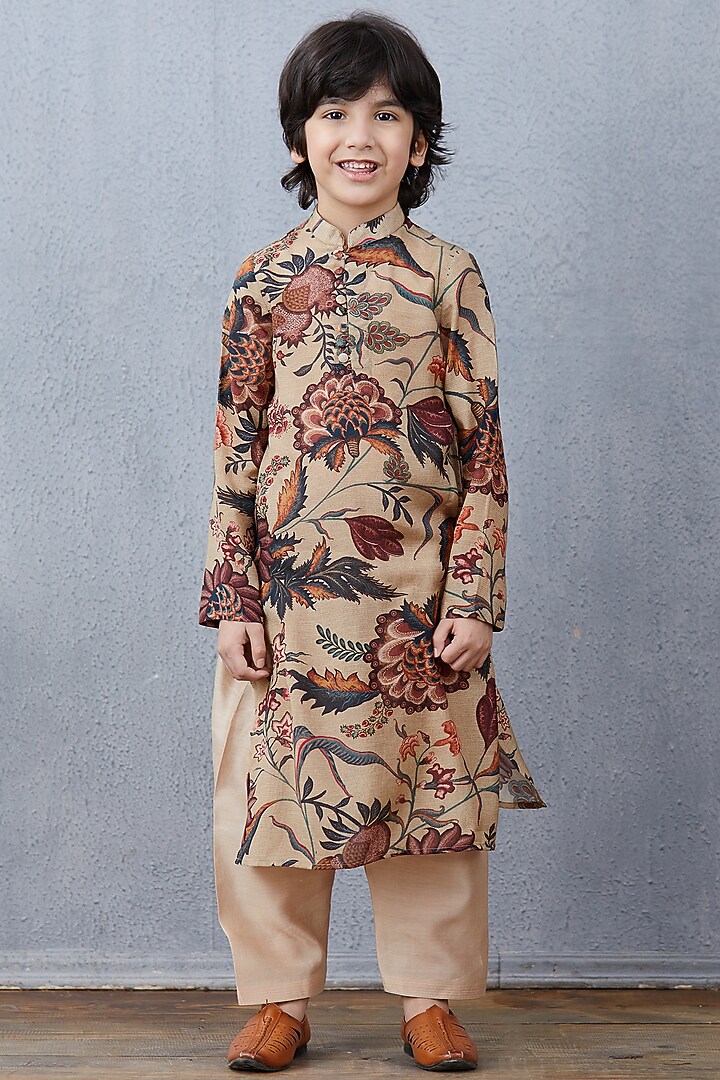 Beige Chanderi Kurta Set For Boys by Torani Kids at Pernia's Pop Up Shop