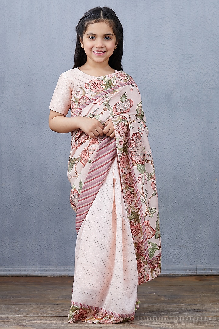Crystal Pink Chanderi Saree Set For Girls by Torani Kids at Pernia's Pop Up Shop