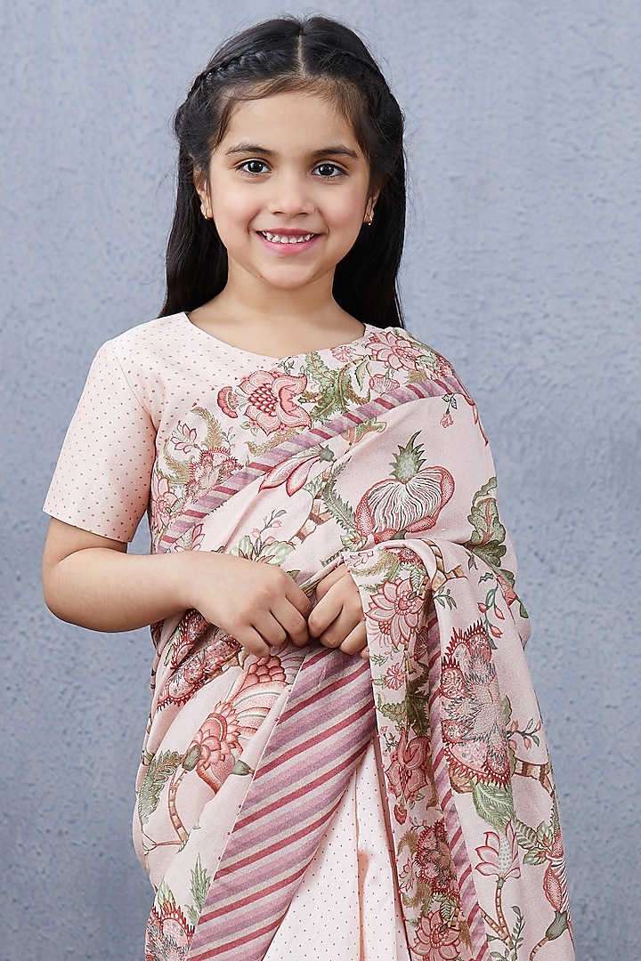 Crystal Pink Chanderi Saree Set For Girls by Torani Kids at Pernia's Pop Up Shop