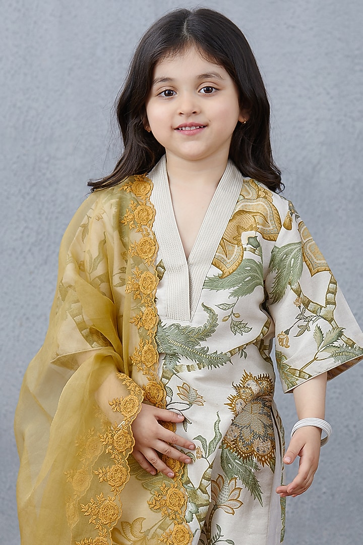 Beige Silk Organza Kurta Set For Girls by Torani Kids at Pernia's Pop Up Shop