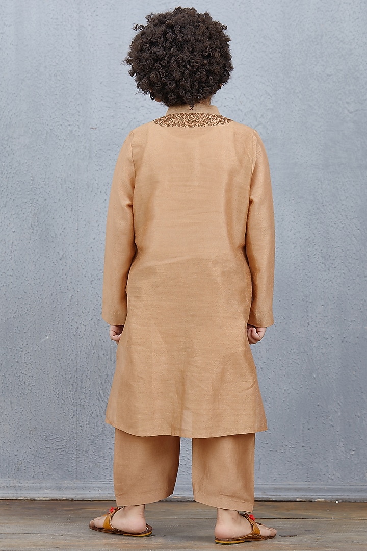 Brown Chanderi Kurta Set For Boys by Torani Kids at Pernia's Pop Up Shop