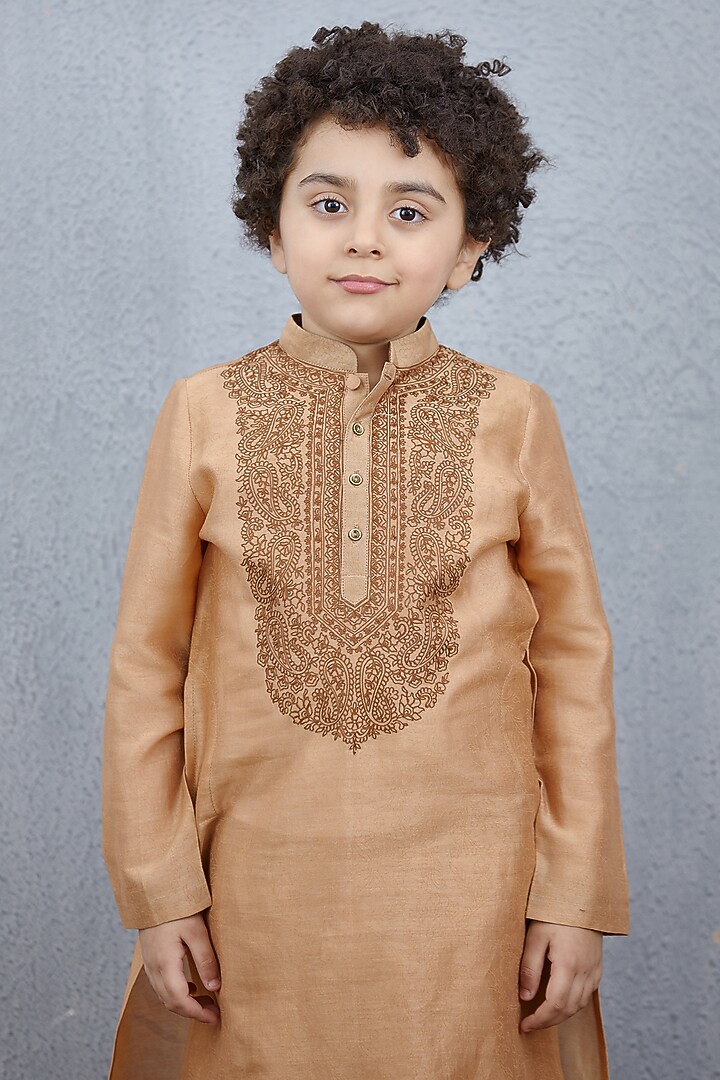 Brown Chanderi Kurta Set For Boys by Torani Kids at Pernia's Pop Up Shop