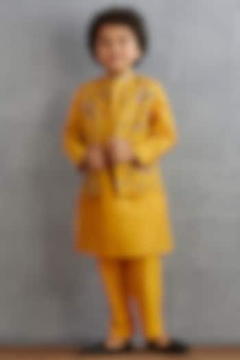 Topaz Yellow Kurta Set With Floral Printed Bandi Jacket by Torani Kids