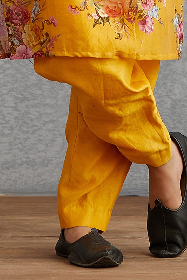 Topaz Yellow Floral Printed Kurta Set For Boys by Torani Kids at Pernia's Pop Up Shop