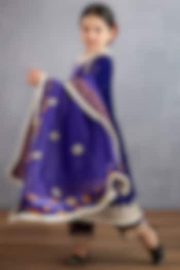 Amethyst Purple Hand Embroidered Kurta Set For Girls by Torani Kids