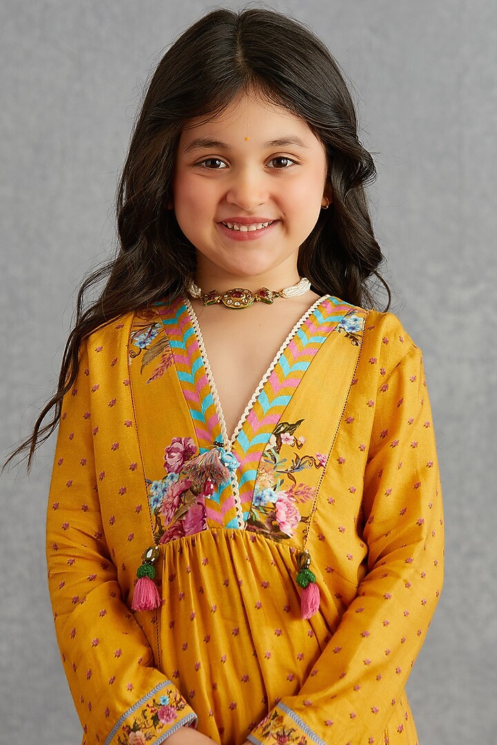 Topaz Yellow Printed Kurta Set For Girls by Torani Kids at Pernia's Pop Up Shop