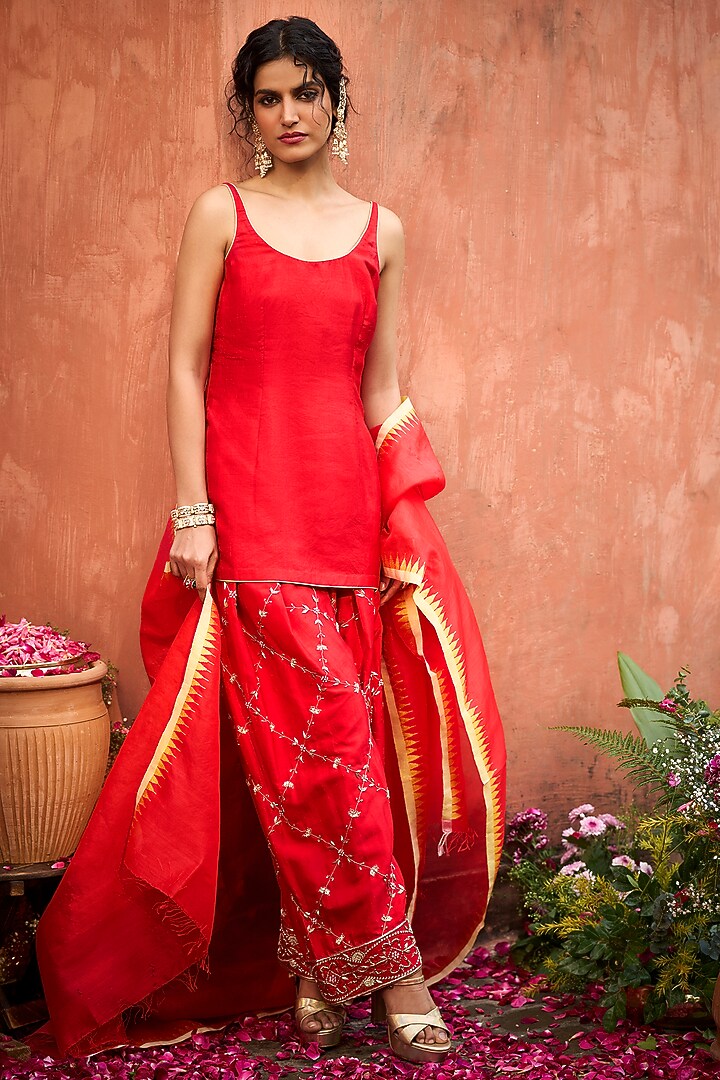 Crimson Red Khurkhul Handwoven Silk Resham Embroidered Kurta Set by 11 Tareng at Pernia's Pop Up Shop