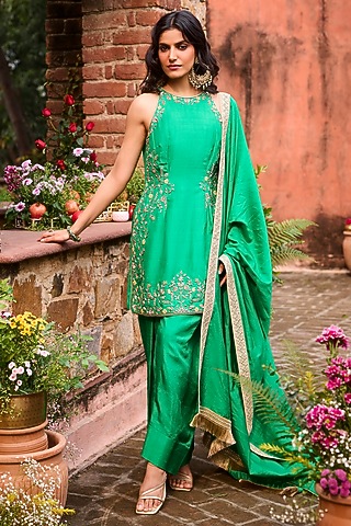Emerald Green Khurkhul Handwoven Silk Thread Embroidered Kurta Set by 11 Tareng