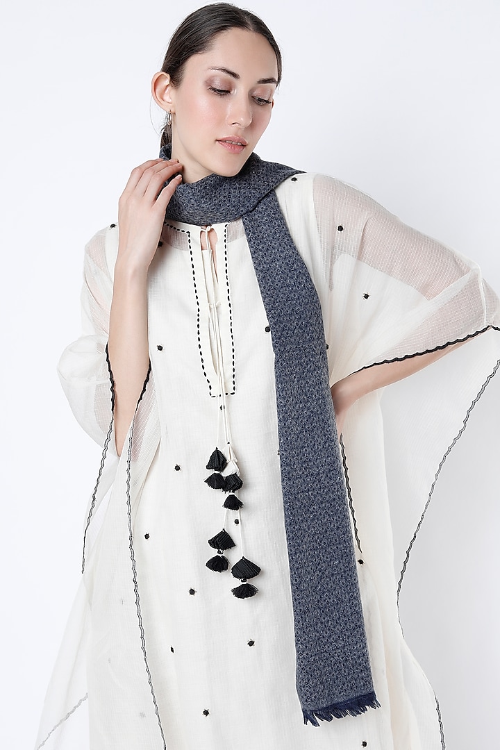 Blue-Grey Handwoven Wrap by Tromboo