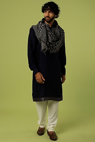 Dapper Black Handwoven Reversible Shawl by Tromboo Men