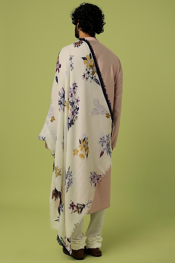 White Printed Shawl by Tromboo Men at Pernia's Pop Up Shop