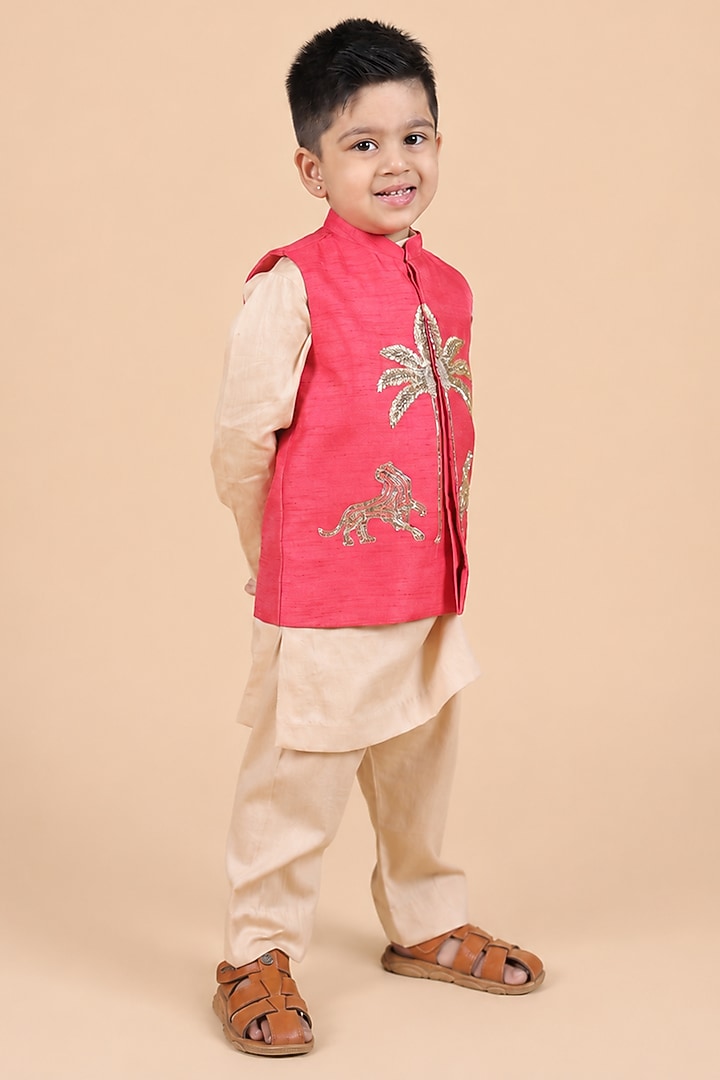 Red Dupion Silk Embroidered Bundi Jacket Set For Boys by TURQIDZ at Pernia's Pop Up Shop