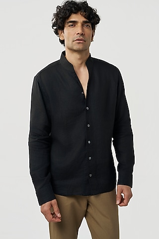Black Linen Shirt by TERRA LUNA