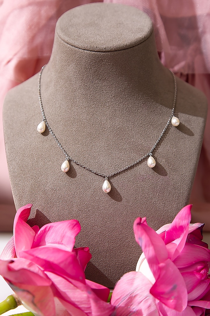 White Finish Pearl Necklace In Sterling Silver by Tres Zuri
