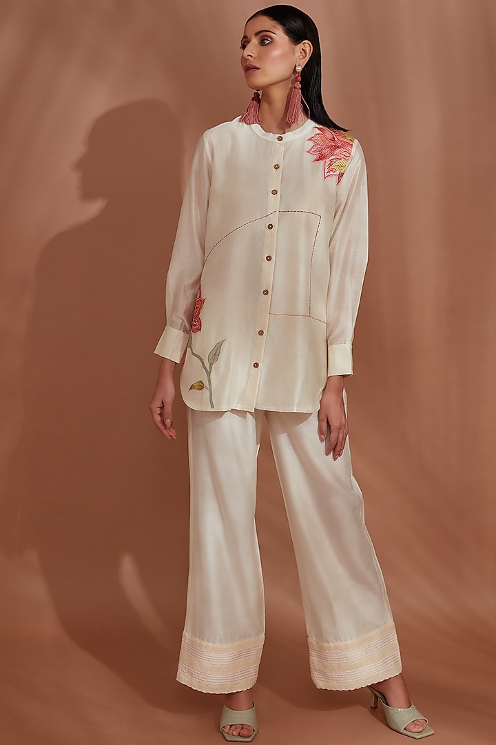 Off White Embroidered Elephant-Leg Pant Set by Trumpet Vine