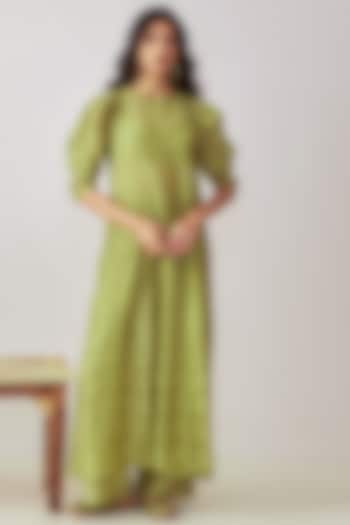 Olive Green Silk Embroidered Kurta Set by The Right Cut at Pernia's Pop Up Shop