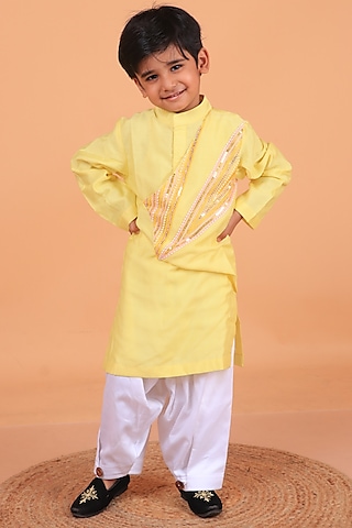 Yellow Chanderi Embroidered Kurta Set For Boys by TURQIDZ