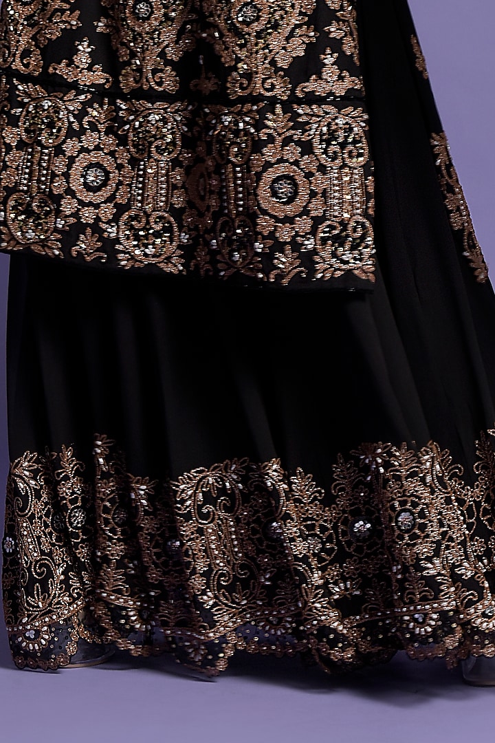 Black Georgette Zardosi Embroidered Kurta Set by Two Sisters By Gyans at Pernia's Pop Up Shop