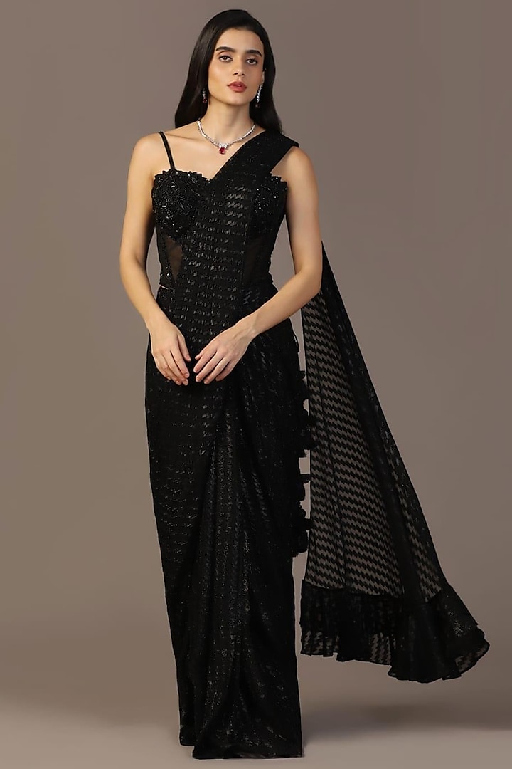 Black Net Embroidered Saree Set by Two Sisters By Gyans at Pernia's Pop Up Shop