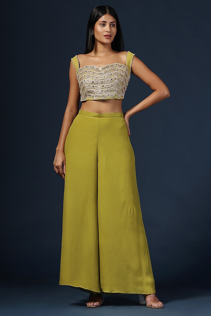 Green Georgette Sequins Embellished Pre-Draped Party Wear Saree Set by Two Sisters By Gyans at Pernia's Pop Up Shop