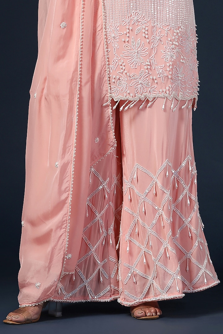 Pink Crepe Sequins Embellished Kurta Set by Two Sisters By Gyans at Pernia's Pop Up Shop