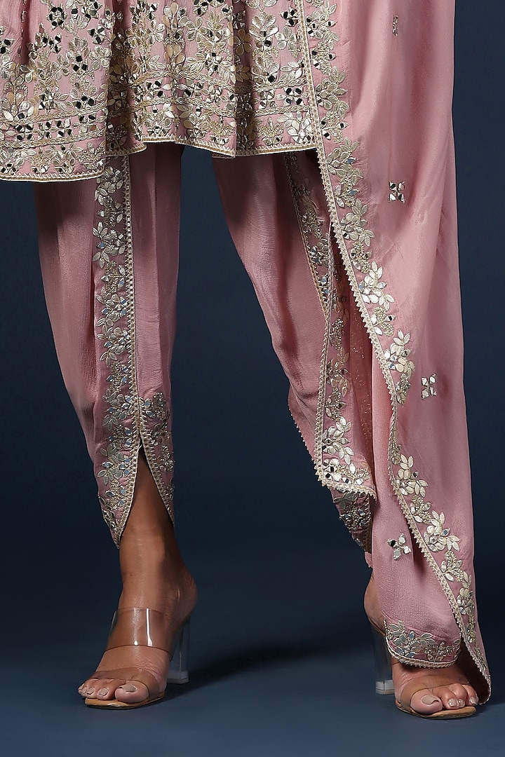 Lilac Georgette Mirror Work Kurta Set by Two Sisters By Gyans at Pernia's Pop Up Shop