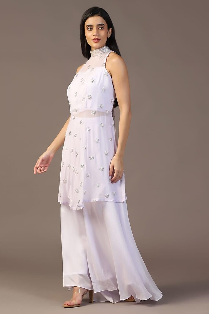White Georgette Motif Embroidered Kurta Set by Two Sisters By Gyans at Pernia's Pop Up Shop