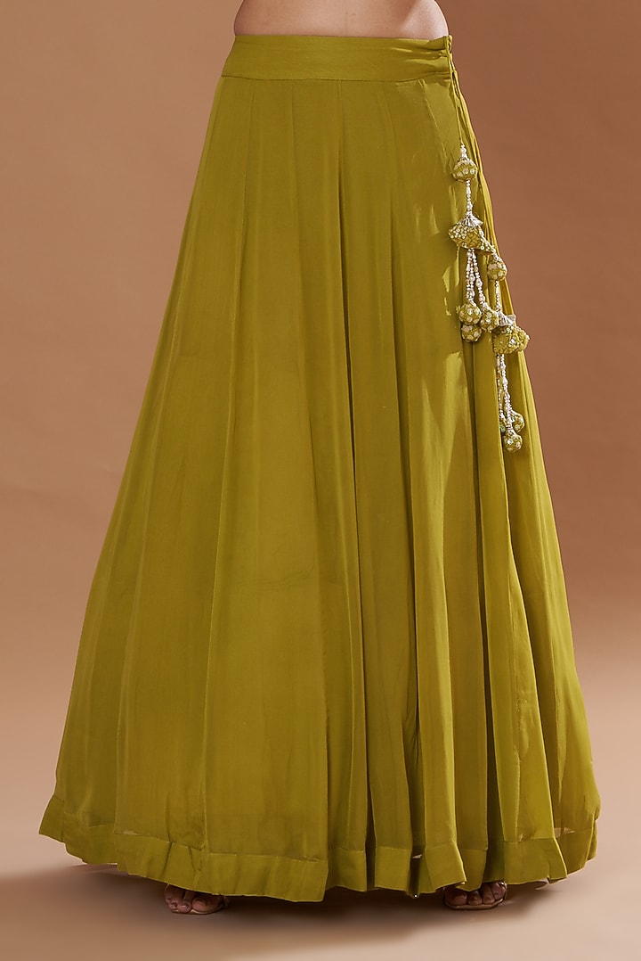 Green Georgette Chikan Embroidered Kurta Set by Two Sisters By Gyans at Pernia's Pop Up Shop