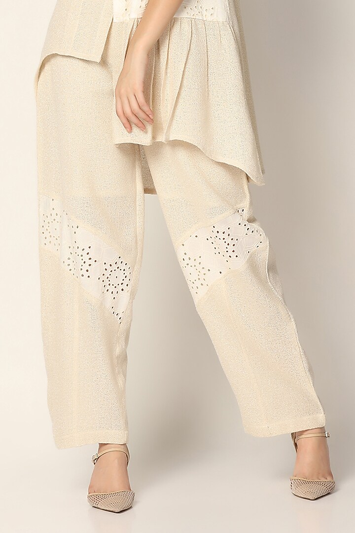 Off-White Cotton & Jute Embroidered Co-Ord Set by Two Sisters By Gyans at Pernia's Pop Up Shop