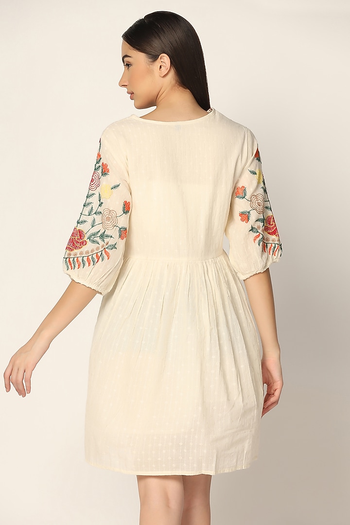 Off-White Cotton Thread Embroidered Vacation Dress by Two Sisters By Gyans at Pernia's Pop Up Shop