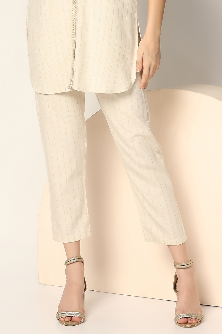 Off-White Cotton Thread Embroidered Co-Ord Set by Two Sisters By Gyans at Pernia's Pop Up Shop