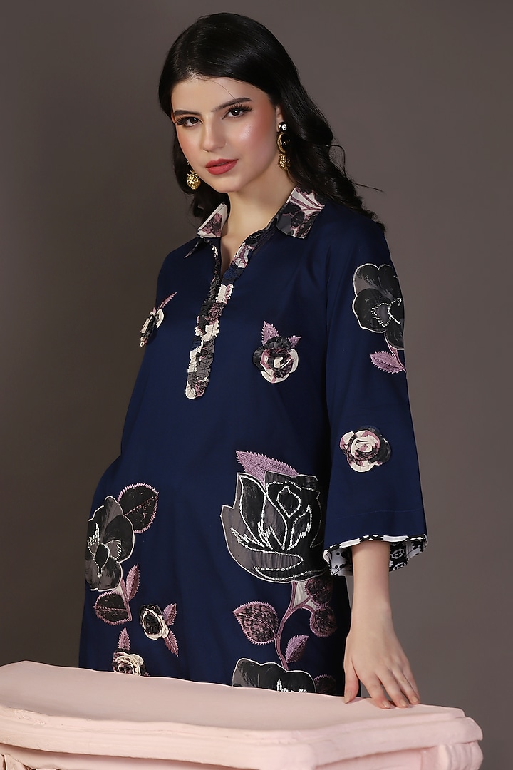 Blue Cotton Voile Floral Printed & Embroidered Kurta Set by Two Sisters By Gyans at Pernia's Pop Up Shop