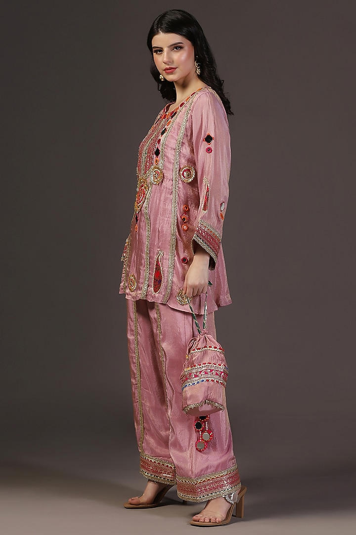 Pink Tissue Mirror Hand Embroidered Kurta Set by Two Sisters By Gyans at Pernia's Pop Up Shop