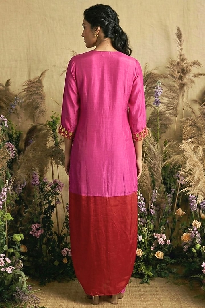 Magenta Silk Sequin Embroidered Kurta Set by Two Sisters By Gyans at Pernia's Pop Up Shop