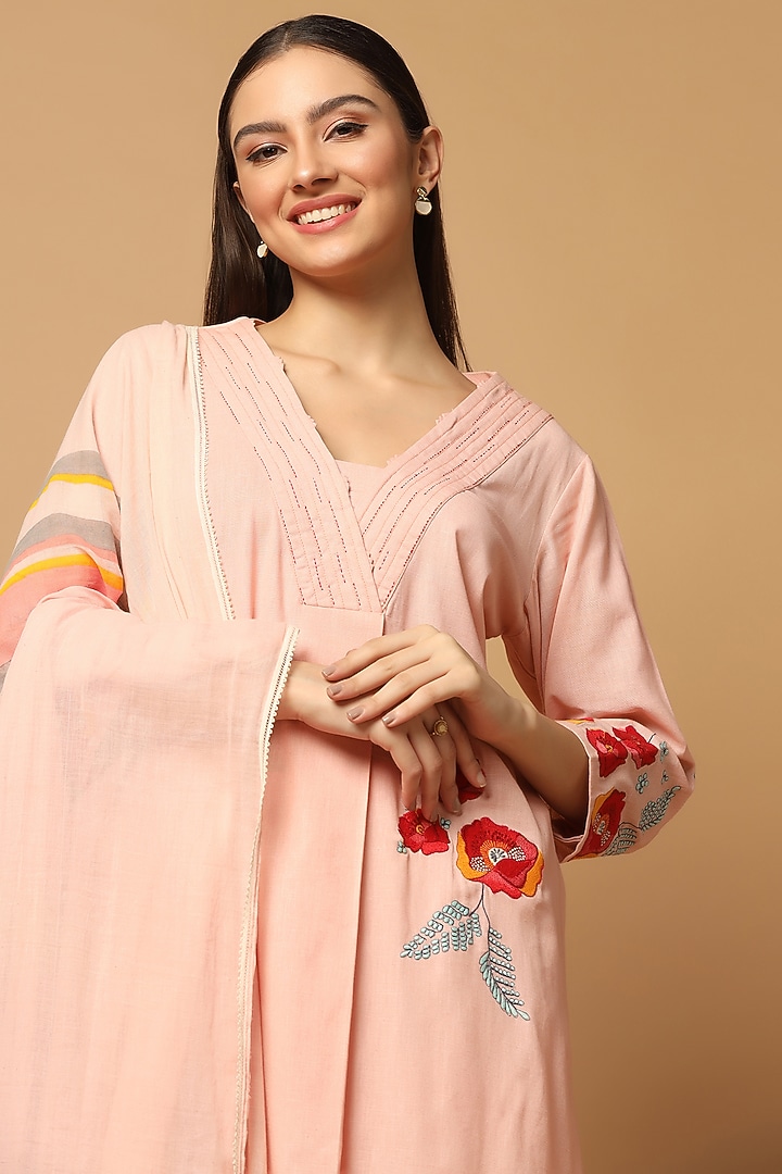 Peach Cotton Resham Embroidered A-line Kurta Set by Two Sisters By Gyans at Pernia's Pop Up Shop