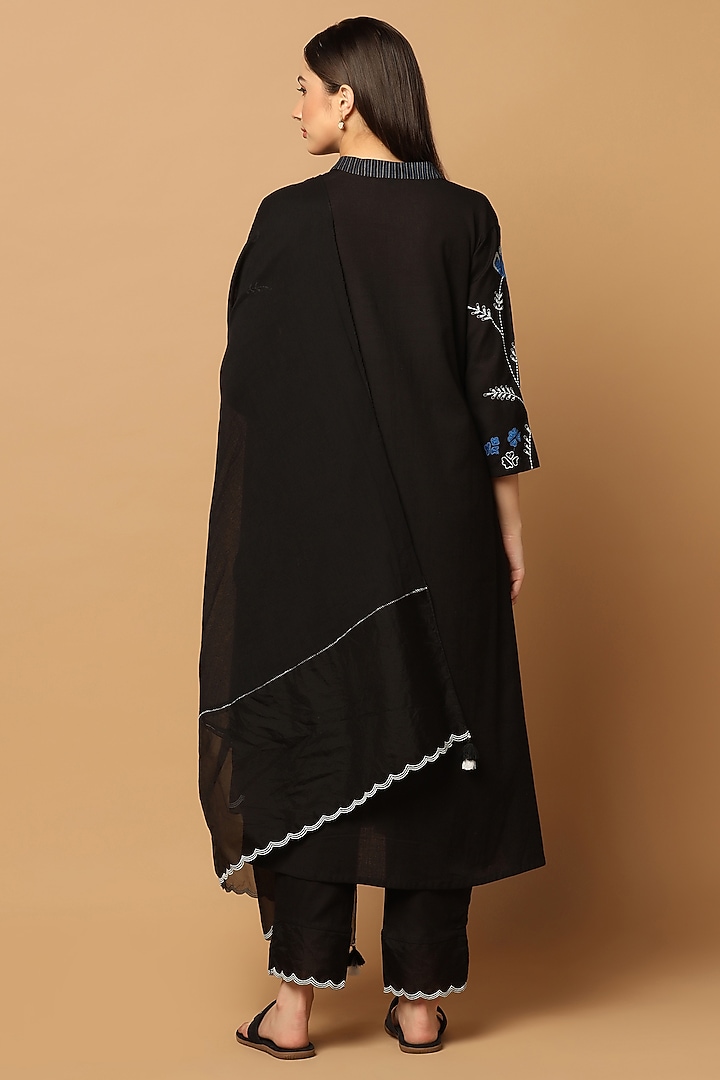 Black Cotton Resham Embroidered A-line Kurta Set by Two Sisters By Gyans at Pernia's Pop Up Shop