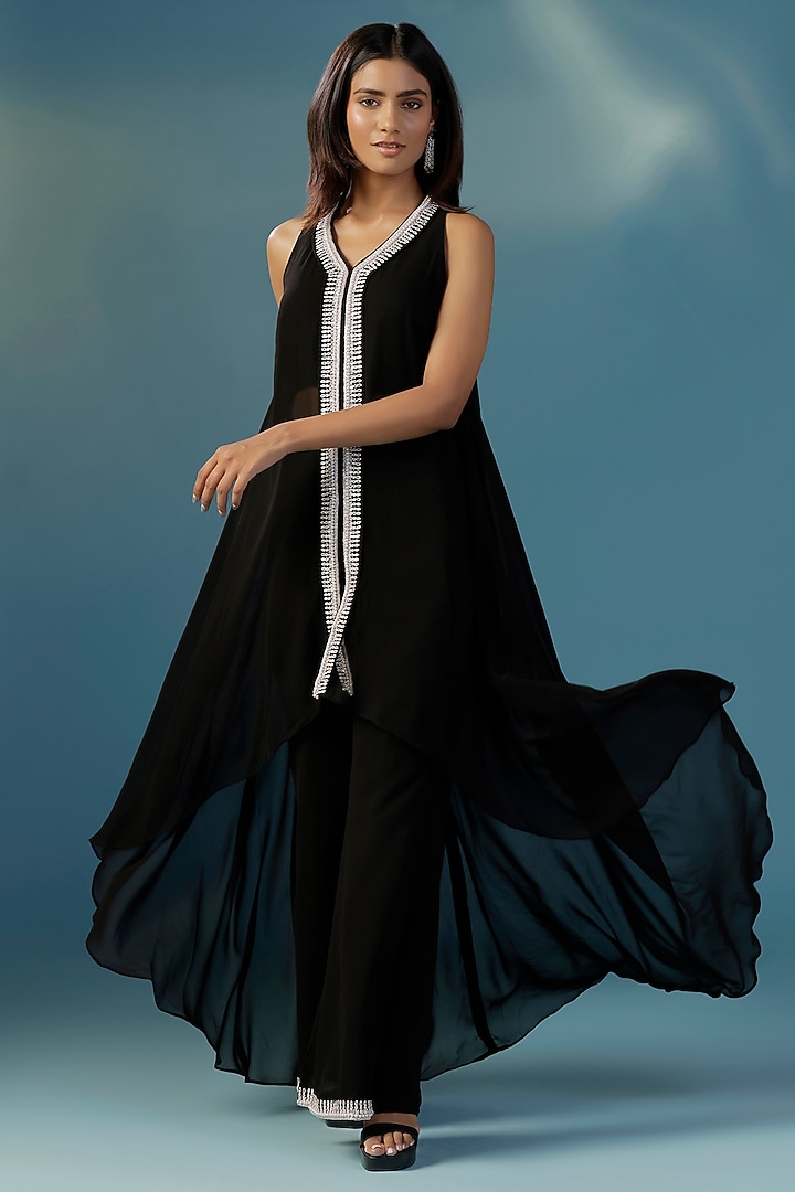 Black Pure Georgette Hand Embroidered Halter Kurta Set by Two Sisters By Gyans at Pernia's Pop Up Shop