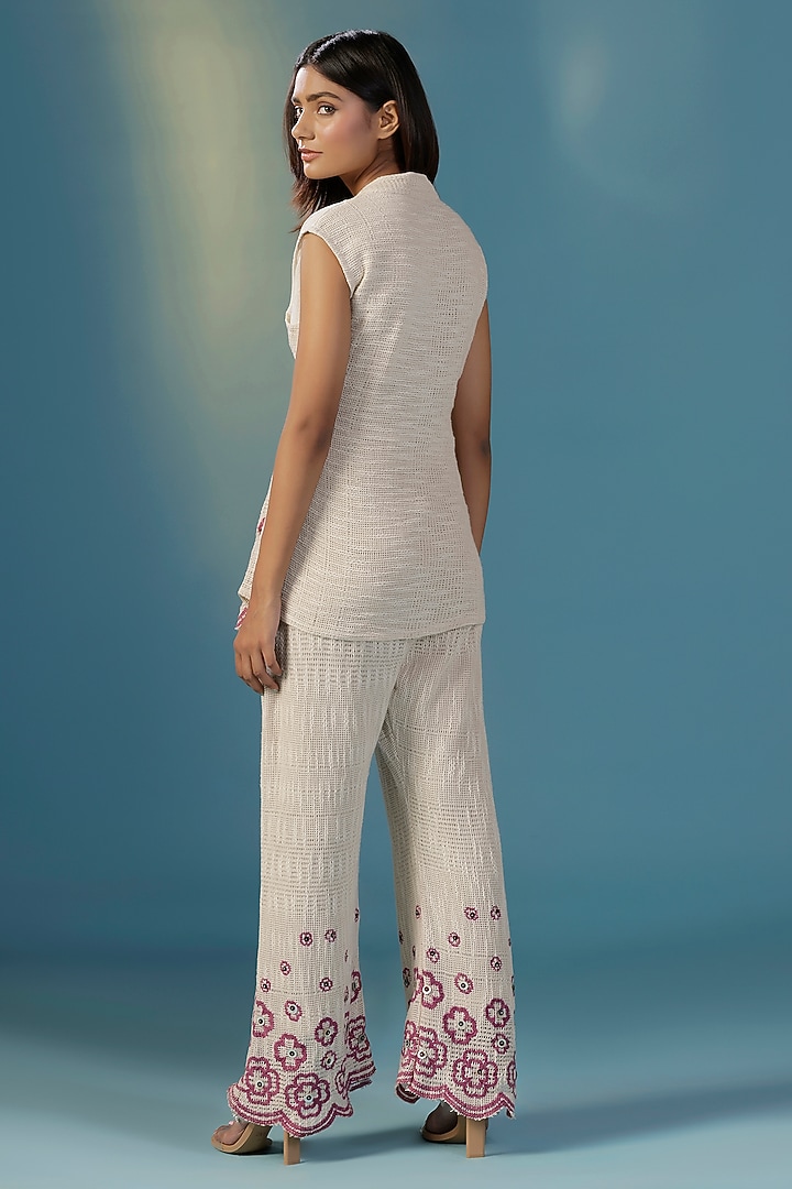 White Organic Jute Floral Hand Embroidered Co-Ord Set by Two Sisters By Gyans at Pernia's Pop Up Shop