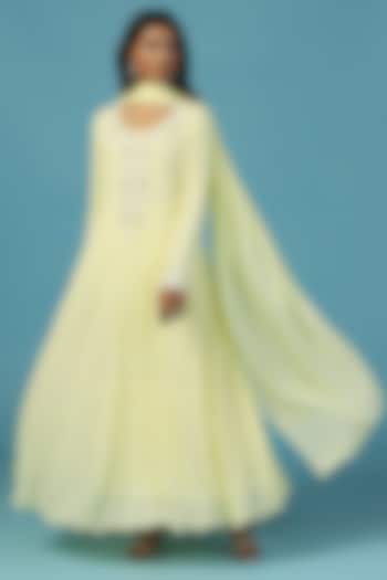 Lemon Yellow Pure Georgette Hand Embroidered Wedding Anarkali Set by Two Sisters By Gyans at Pernia's Pop Up Shop
