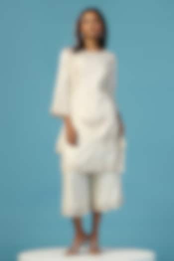 Ivory Chanderi Cotton Sequins Hand Embroidered Co-Ord Set by Two Sisters By Gyans at Pernia's Pop Up Shop