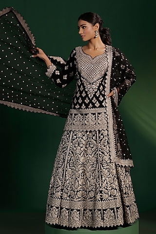 Black Silk Zari Hand Embroidered Lehenga Set by Two Sisters By Gyans