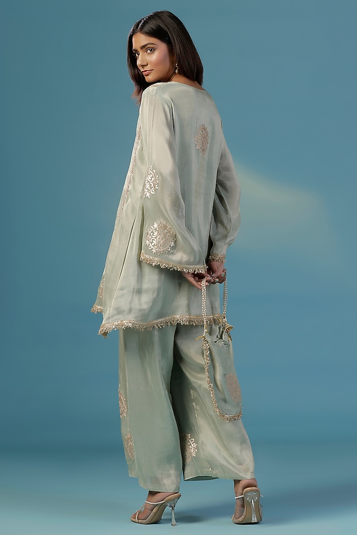 Green Tissue Floral Embroidered Kurta Set by Two Sisters By Gyans at Pernia's Pop Up Shop