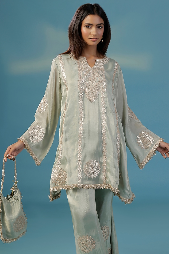 Green Tissue Floral Embroidered Kurta Set by Two Sisters By Gyans at Pernia's Pop Up Shop