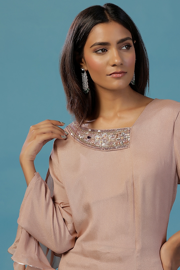 Gold Chinon Hand Embroidery Asymmetrical Kurta Set by Two Sisters By Gyans at Pernia's Pop Up Shop