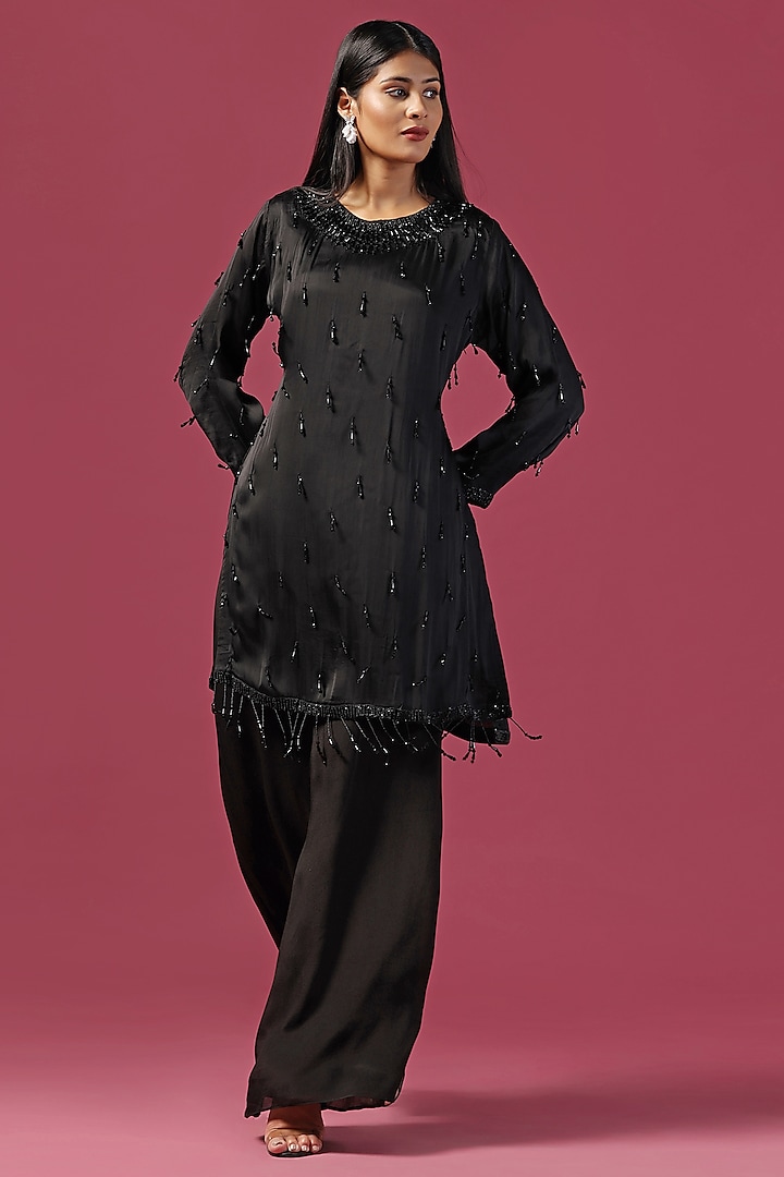 Black Georgette Cutdana Embroidered Kurta Set by Two Sisters By Gyans at Pernia's Pop Up Shop