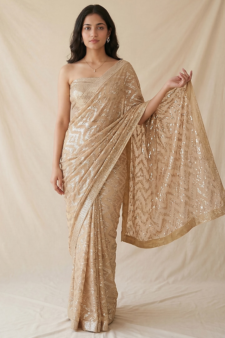 Gold Georgette & Net Zigzag Sequin Embroidered Party Wear Saree Set by Two Sisters By Gyans at Pernia's Pop Up Shop