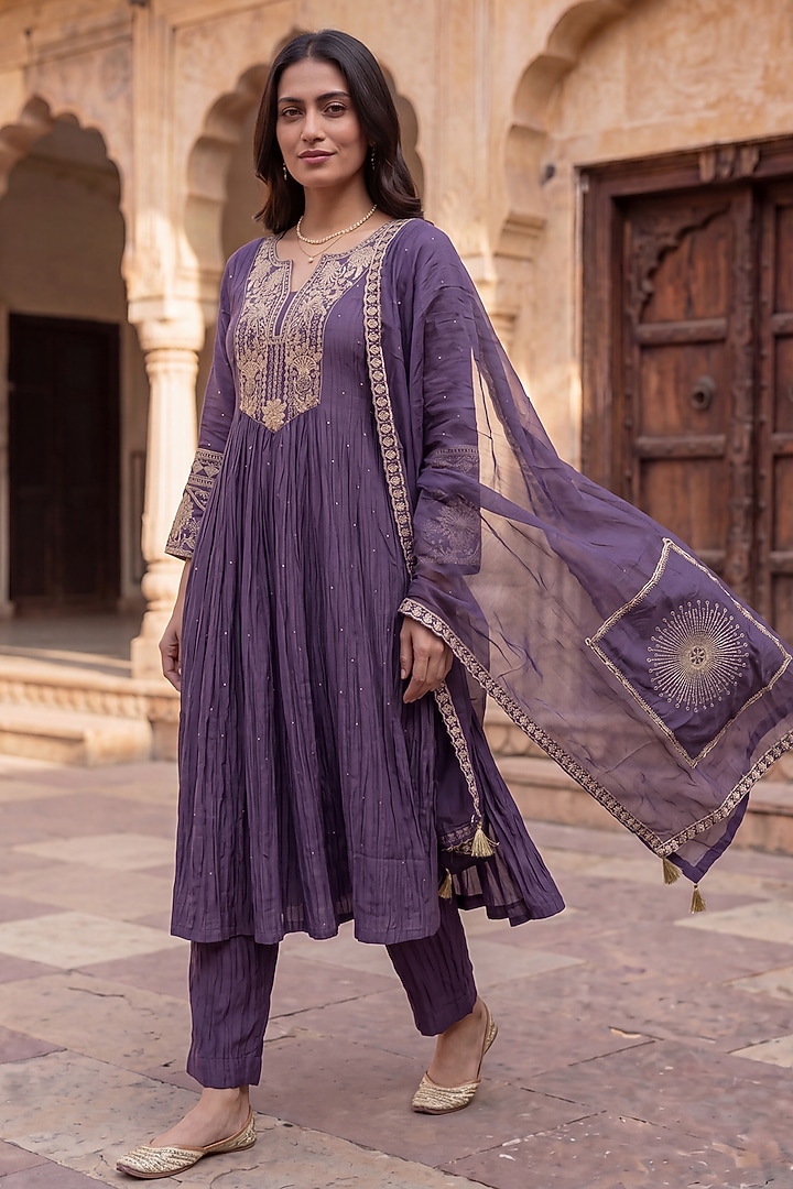 Purple Mulmul Chanderi Zari Embroidered Kurta Set by Two Sisters By Gyans at Pernia's Pop Up Shop