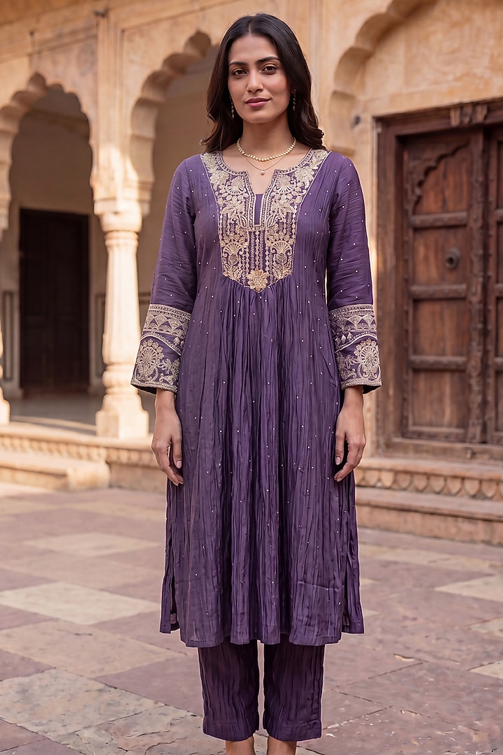 Purple Mulmul Chanderi Zari Embroidered Kurta Set by Two Sisters By Gyans at Pernia's Pop Up Shop