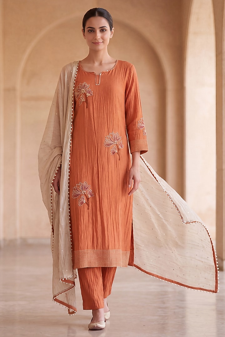 Orange Mul Chanderi Floral & Bead Embroidered Kurta Set by Two Sisters By Gyans at Pernia's Pop Up Shop